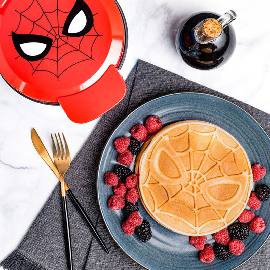 Sonunda Marvel Spider-Man Waffle Yapıcı: Süper Kahvaltılar Hazırlayın!