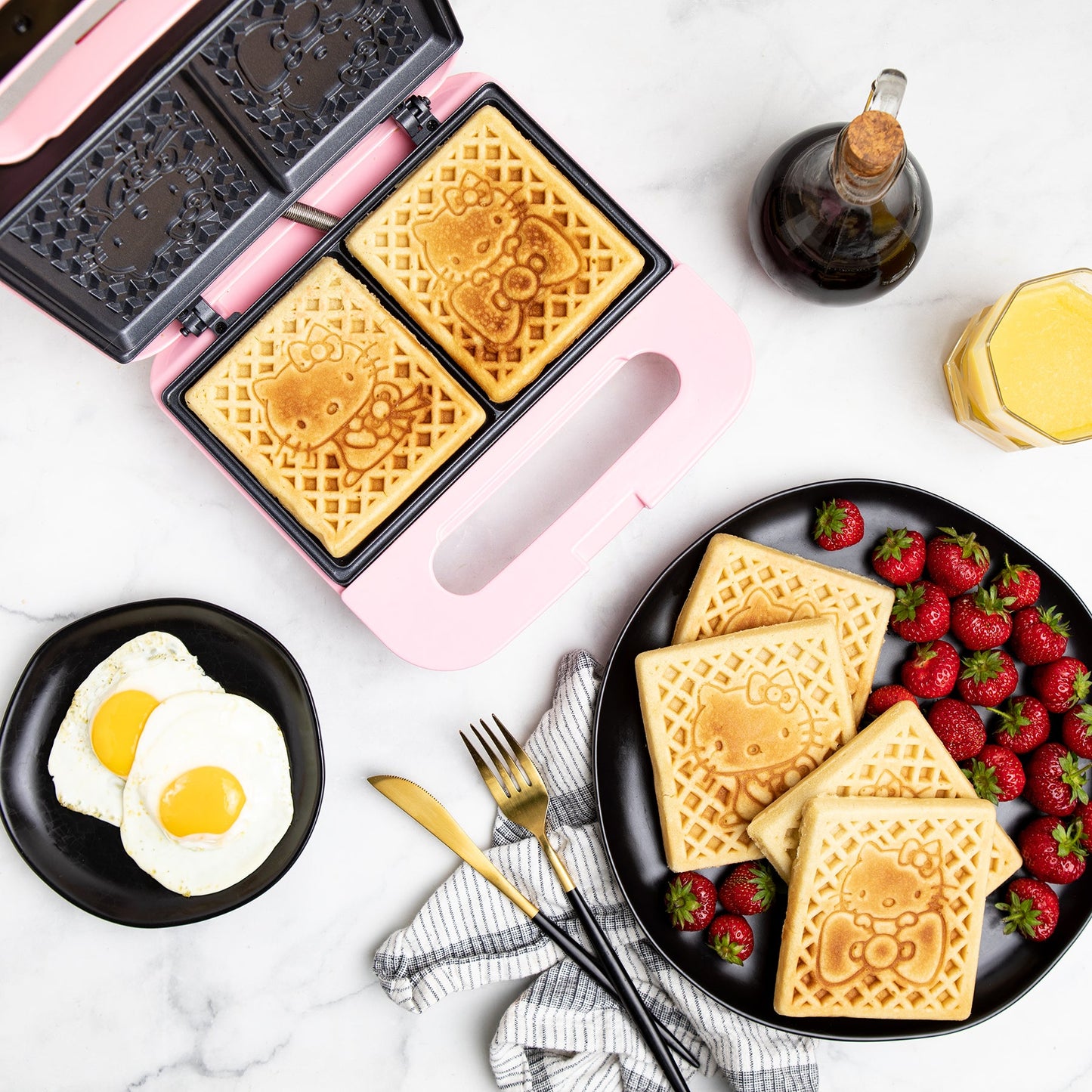 Hello Kitty Kare Waffle Makinesi